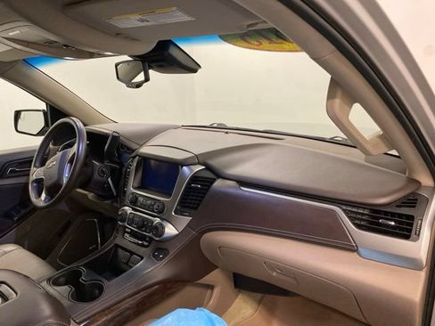 Used 2015 Chevrolet Suburban LT AWD/4WD image 21