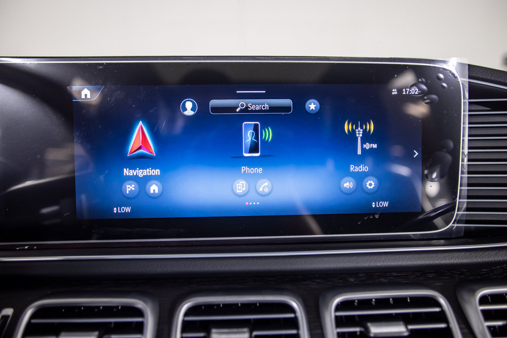 Used 2025 Mercedes-Benz GLS 580 4MATIC image 32