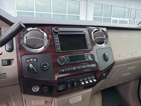Used 2008 Ford F450 4x4 Crew Cab Super Duty image 9