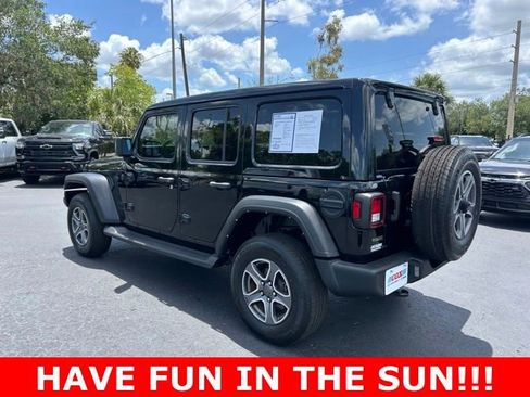 Used 2022 Jeep Wrangler Unlimited Sport w/ Sun And Sound Package AWD/4WD image 4
