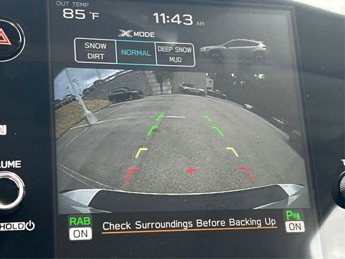 Certified 2025 Subaru Crosstrek 2.5i Limited w/ Crosstrek Mirror Package image 33