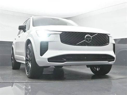 New 2026 Volvo XC90 B6 Ultra w/ Lounge Package image 39