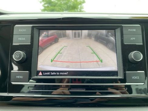 Used 2024 Volkswagen Taos S AWD/4WD image 21