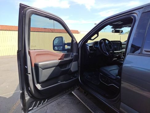 Used 2022 Ford F150 Lariat w/ Equipment Group 502A High AWD/4WD image 5