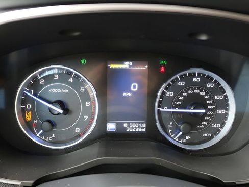 Used 2022 Subaru Ascent Touring AWD/4WD image 30