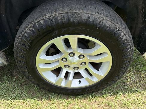 Used 2015 Chevrolet Tahoe LT AWD/4WD image 15