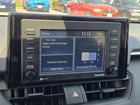 Used 2020 Toyota RAV4 XLE w/ Convenience Package image 19