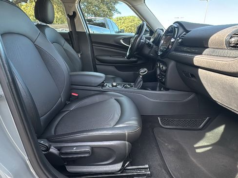 Used 2016 MINI Cooper Clubman image 26