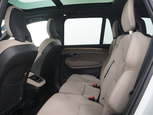 Used 2026 Volvo XC90 B6 Plus AWD/4WD image 20