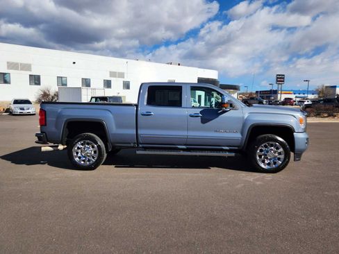 Used 2016 GMC Sierra 2500 Denali w/ Duramax Plus Package image 2