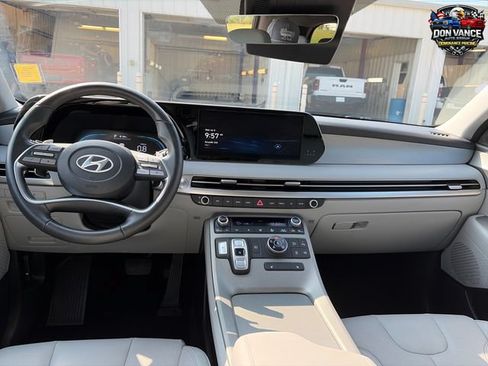 Used 2025 Hyundai Palisade SEL AWD/4WD image 12