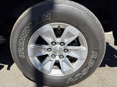 Used 2024 Chevrolet Silverado 1500 LT w/ Protection Package AWD/4WD image 10