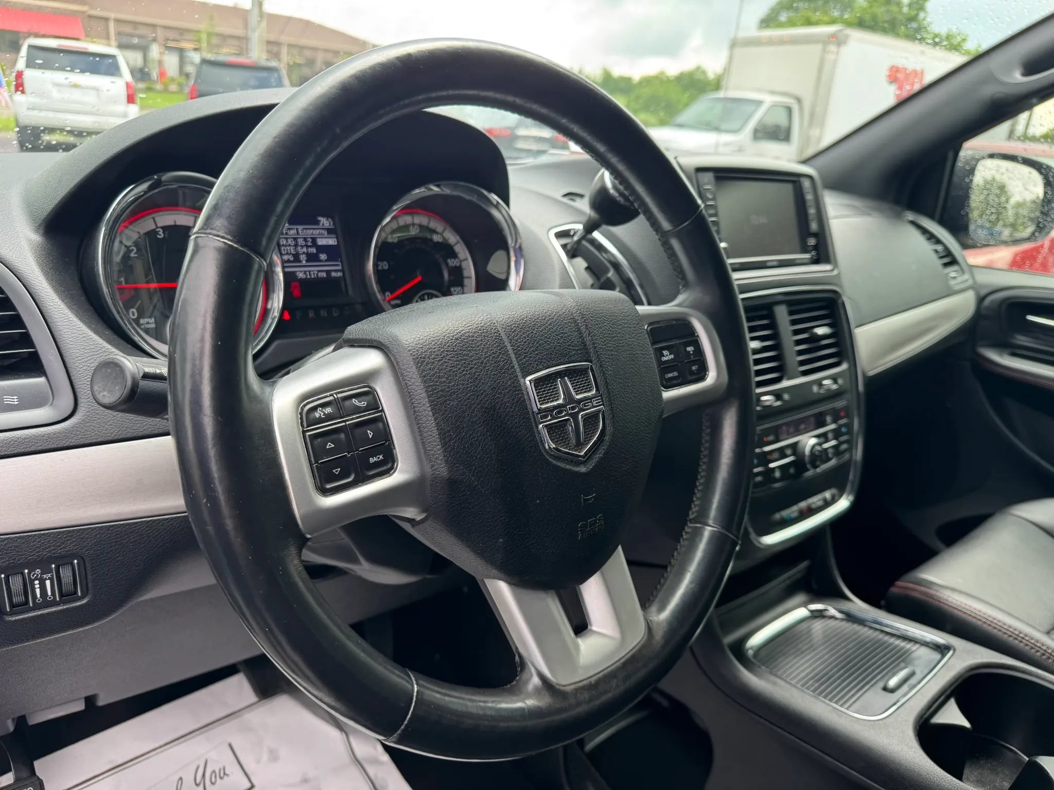 Used 2018 Dodge Grand Caravan GT FWD image 19