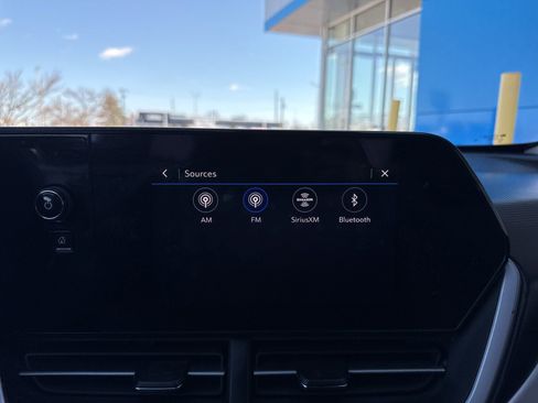 Used 2024 Chevrolet Trax LS w/ LS Convenience Package image 20