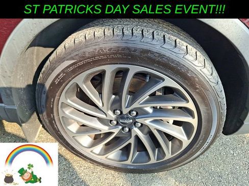 Used 2020 Lincoln Nautilus Reserve w/ Equipment Group 201A image 10