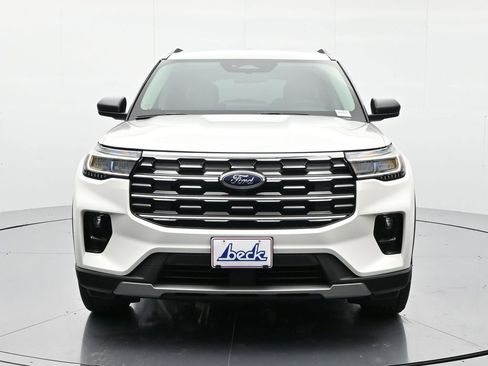 New 2026 Ford Explorer Active w/ Active Comfort Package image 2