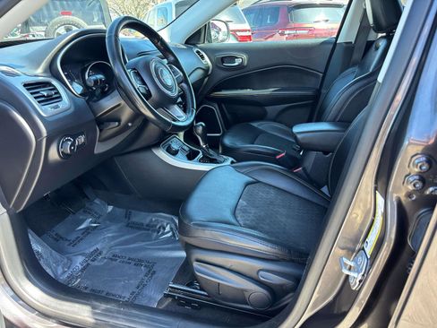Certified 2020 Jeep Compass Latitude w/ Cold Weather Group AWD/4WD image 9
