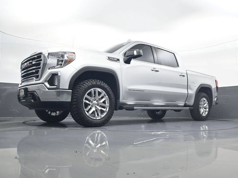 Used 2019 GMC Sierra 1500 SLT w/ SLT Premium Plus Package AWD/4WD image 22