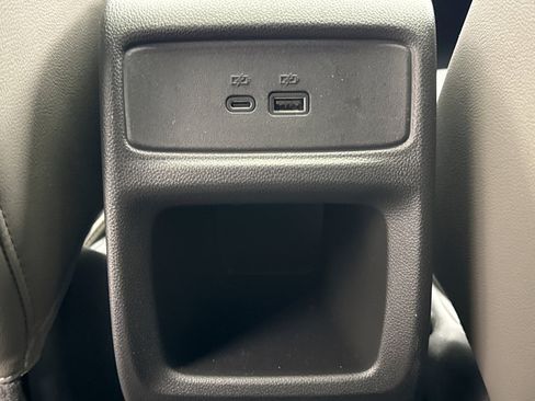 Used 2024 Chevrolet Trax ACTIV w/ Sunroof Package FWD image 20