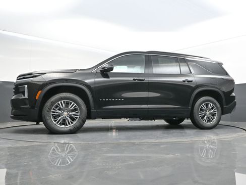 New 2026 Chevrolet Traverse LT FWD image 38
