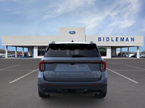 New 2026 Ford Explorer ST-Line w/ ST-Line Street Pack AWD/4WD image 5