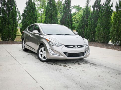Used 2016 Hyundai Elantra Value Edition image 2