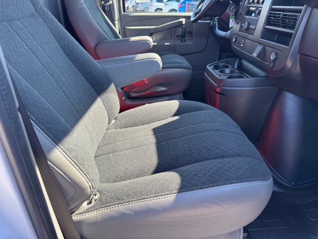 Used 2025 GMC Savana 2500 w/ Driver Convenience Package RWD image 18