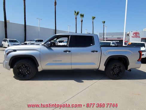 Used 2022 Toyota Tundra SR5 RWD image 7