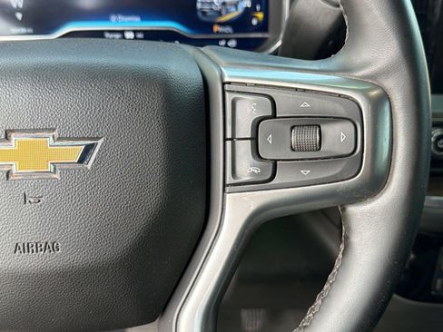 Used 2024 Chevrolet Silverado 2500 LT AWD/4WD image 25