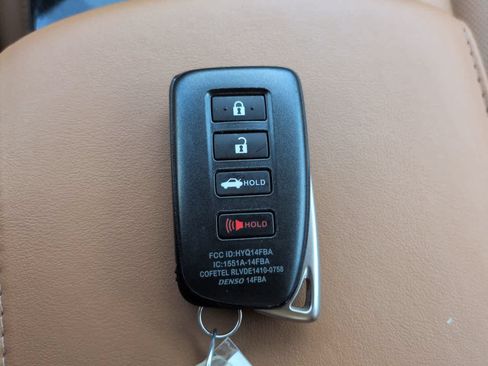 Used 2016 Lexus ES 350 w/ Navigation System Package FWD image 29