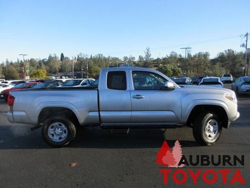 Certified 2023 Toyota Tacoma SR image 3