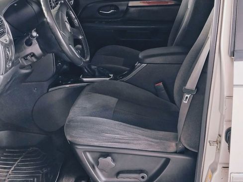 Used 2008 GMC Envoy SLE image 13