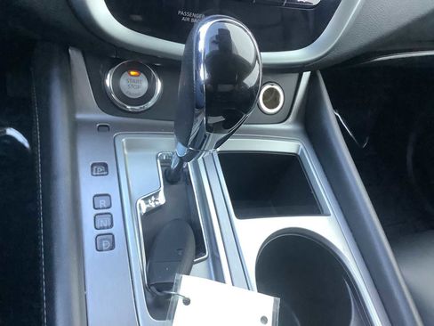 Used 2023 Nissan Murano SV image 18