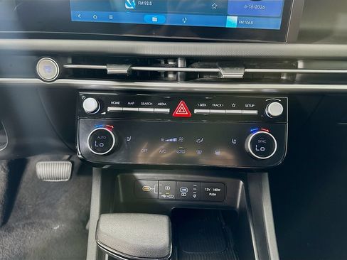 Used 2025 Hyundai Tucson SEL FWD image 15