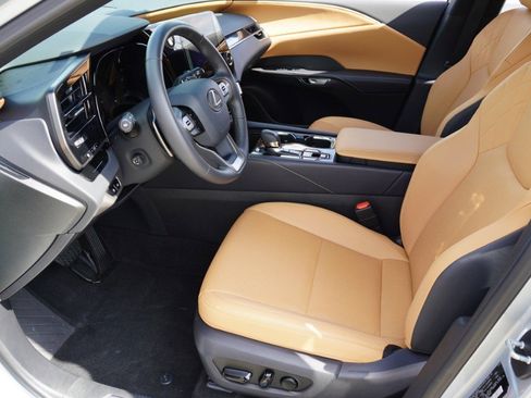 Certified 2025 Lexus RX 350 RX 350 w/ Technology Package image 13