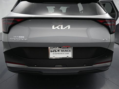 New 2026 Kia Sportage S image 9