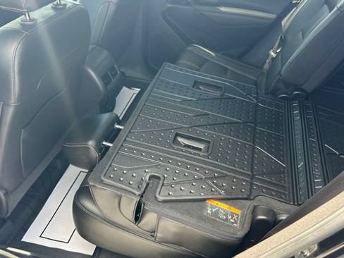 Certified 2024 Chevrolet Equinox Premier AWD/4WD image 37