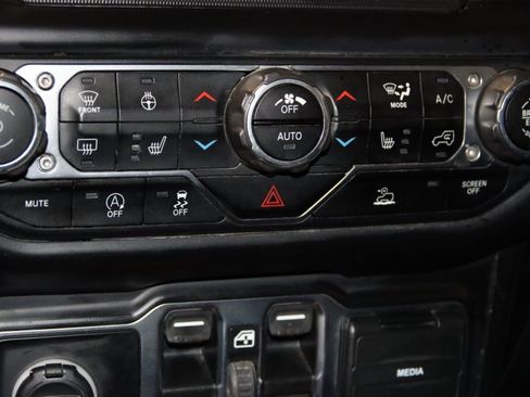 Used 2021 Jeep Gladiator Sport AWD/4WD image 41