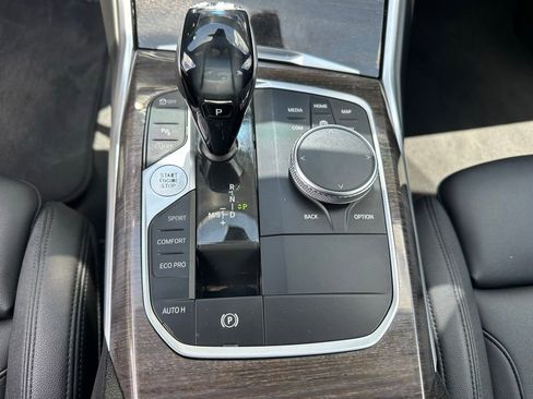 Used 2020 BMW 330i Sedan w/ Driving Assistance Package RWD image 27