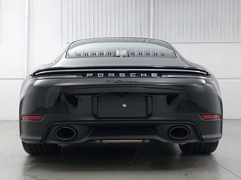 New 2026 Porsche 911 Carrera image 6