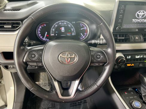 Used 2020 Toyota RAV4 Limited w/ All Weather Liner Package AWD/4WD image 11