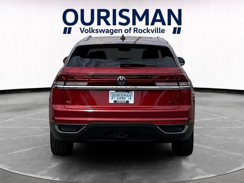 Used 2024 Volkswagen Atlas Cross Sport SE w/ Panoramic Sunroof Package AWD/4WD image 5