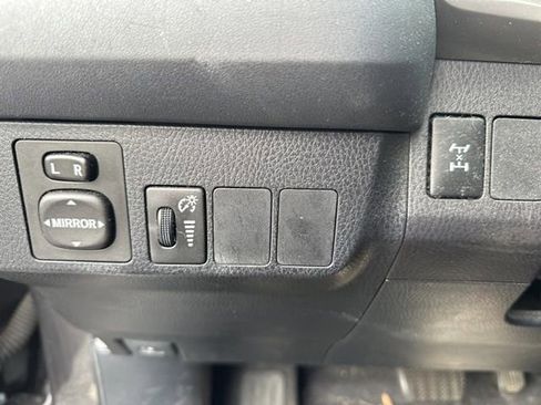 Used 2016 Toyota RAV4 LE image 13