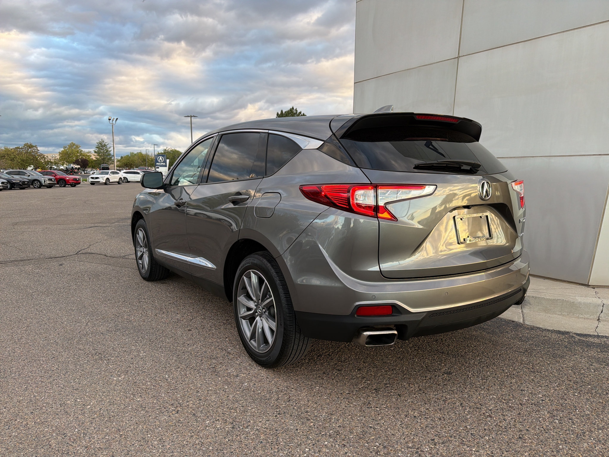 Certified 2024 Acura RDX w/ Technology Package AWD/4WD image 8