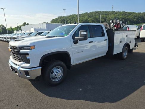 New 2025 Chevrolet Silverado 3500 W/T w/ WT Convenience Package image 3