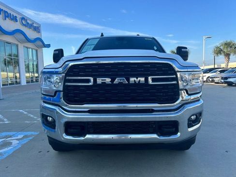 Used 2024 RAM 2500 Big Horn w/ Off Road Package AWD/4WD image 3