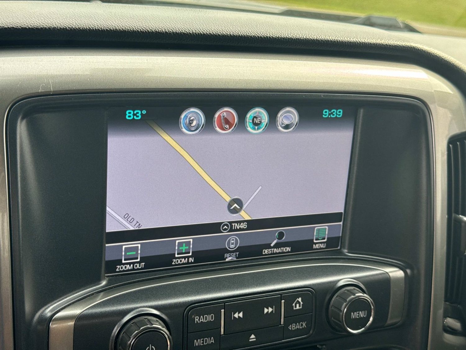 Used 2018 Chevrolet Silverado 1500 LT w/ All Star Edition AWD/4WD image 38