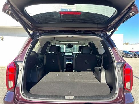 Certified 2023 Hyundai Palisade SEL w/ Premium Package image 16