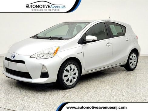 Used 2012 Toyota Prius C One FWD image 1
