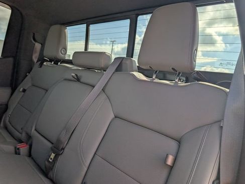 Used 2019 GMC Sierra 1500 SLT AWD/4WD image 26